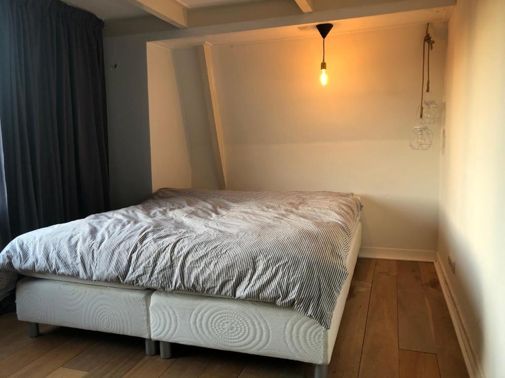 Chateau Eekma room 1